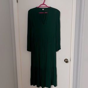 Green flowy midi dress